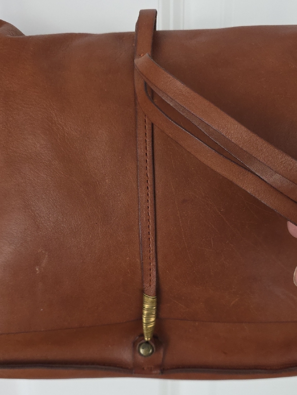 Brown Full-grain Leather Western Boho Minimalist Crossbody Bag W/ Natural Patina - Picture 4 of 10